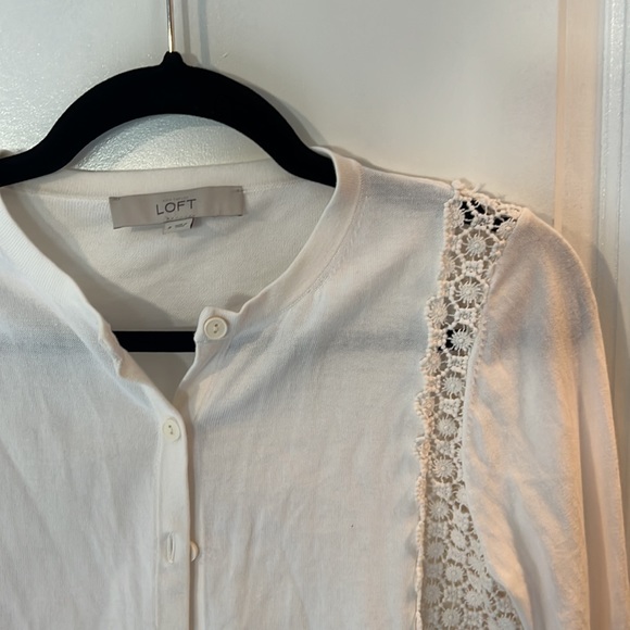 Loft Women’s White Knit Cardigan size S - Picture 2 of 4